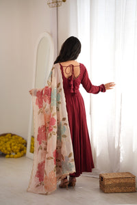 Vamika Elegant Embroidered Ethnic Wear Set