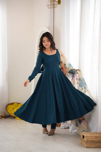 Safira Elegant Embroidered Ethnic Wear Set