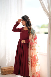 Vamika Elegant Embroidered Ethnic Wear Set
