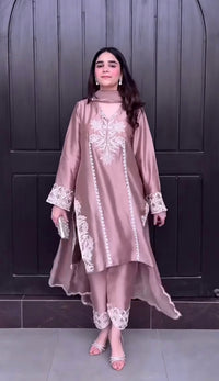 Aarna Luxe Designer Suit Set