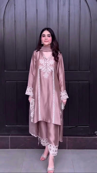 Aarna Luxe Designer Suit Set