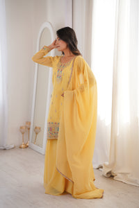 Vaanya Premium Traditional Anarkali Suit Set