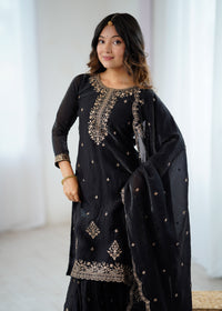 Zunaira Royal Grace Anarkali Suit Set Collection