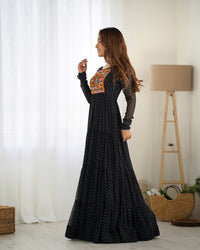 Aarzoo Luxe Traditional five Leyar Anarkali Suit Set