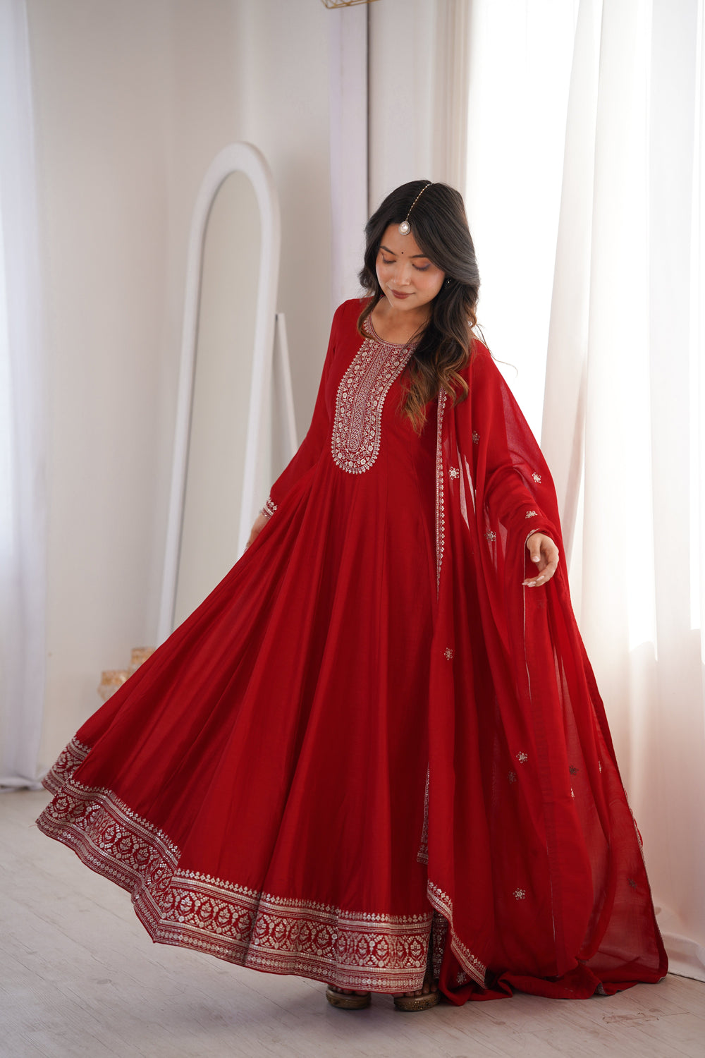 Saanvi Royal Embroidered Anarkali Collection